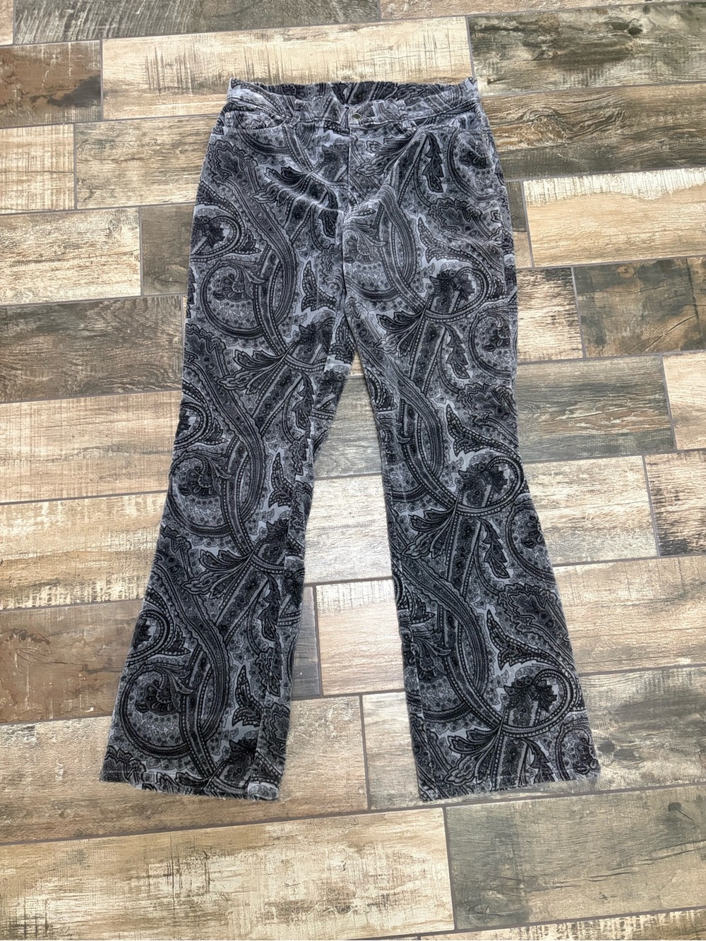 Jones New York Gray Paisley Velvet Flare Jeans